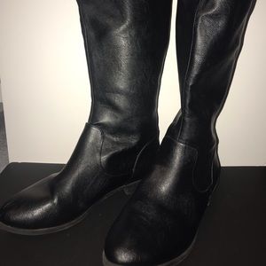American Eagle Mid-Calf Zipper Black Boots